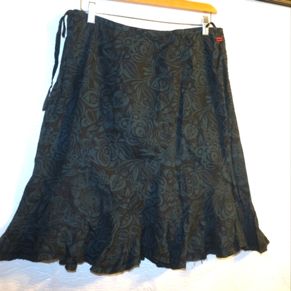 BILLYBONG Frill hem floral Black Blue Midi Skirt